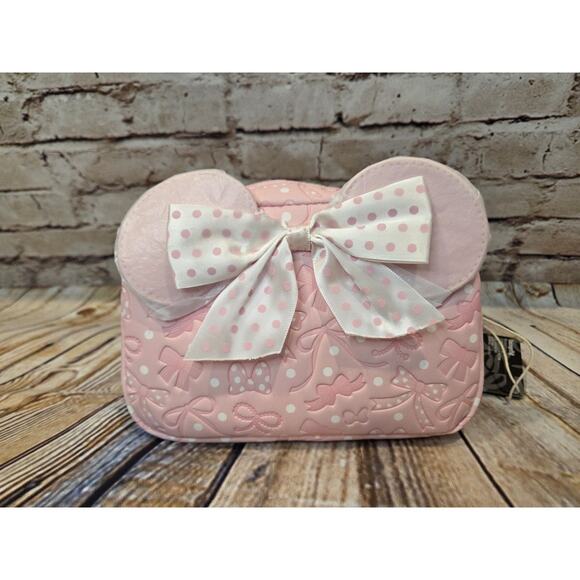 Loungefly Other - Loungefly Minnie Mouse Pink Makeup Bag With Bows NWT